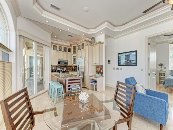 Luxury Anna Maria Island Vacation Home Sleeps 8